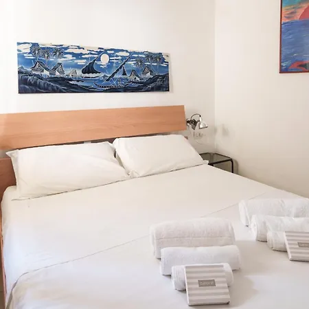 Lägenhet Welcomely - Petali Di Rosa - A Due Passi Dalla Loiri Porto San Paolo